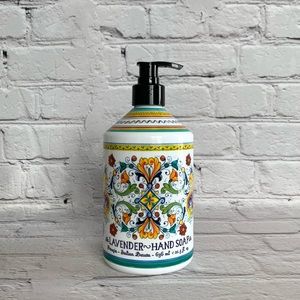 🌼H&B Co. Perugia Italian Deruta LAVENDER 🖐Soap